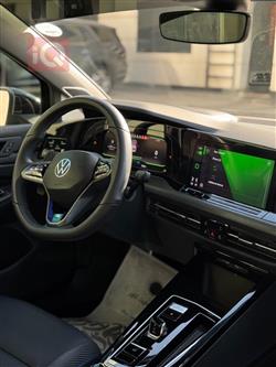 ڤۆڵکسواگن گۆلف R